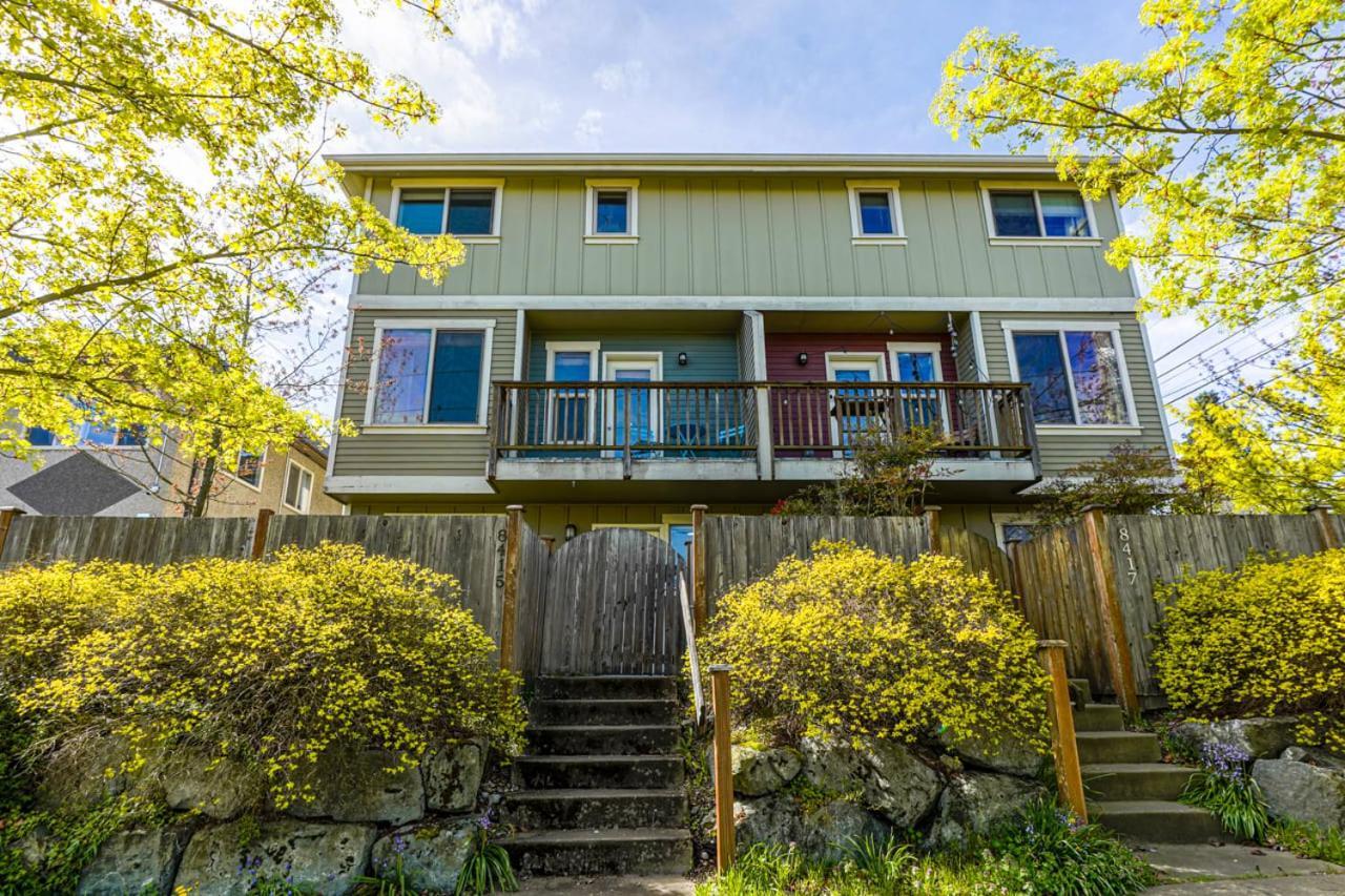 Stylish North Seattle Townhouse- Dual Master Suites 외부 사진